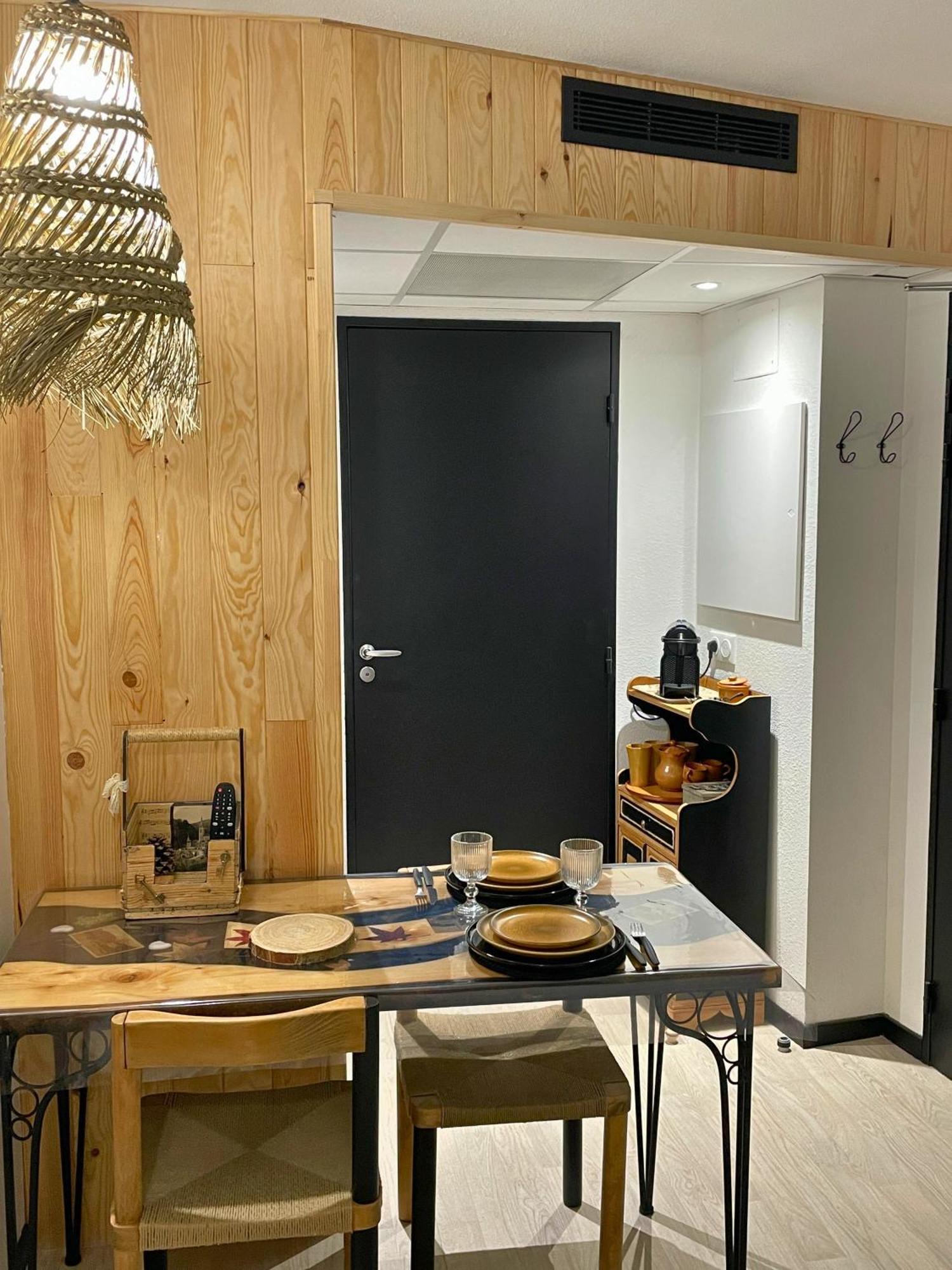 Chalet Studio Premium, Wifi, Chaleureux 卢德 外观 照片